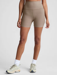 Spacedye™ Keep Pace 5" Short